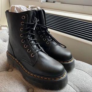 BRAND NEW - Dr.Martens Jadon Pisa Platform Boot